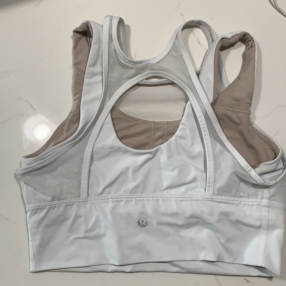 Lululemon Double layered sports bra - Picture 2 of 3